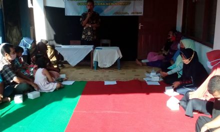 Dosen FEBI IAIN Suarakarta berikan Edukasi Tentang Peluang Usaha Bagi Warga Terdampak Covid 19 di Era New Normal