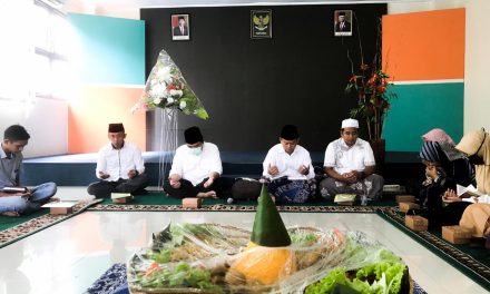 Perkuat Ikhtiar Spiritual, Pesmadin gelar Do’a bersama untuk Kelancaran Akreditasi Lapangan Prodi AKS