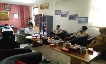 Kembangkan Bank Mikro Syariah Pertama di Kampus, FEBI IAIN Surakarta gandeng BMT Amanah Ummah